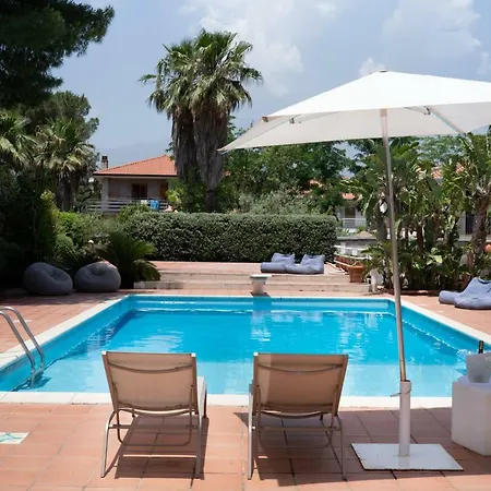 La Casa Di Masina - A Surrounded Garden - ماسكالوتشا